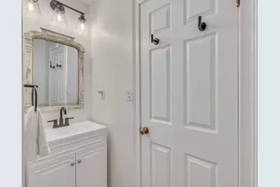 7487 E Main Street, Reynoldsburg, OH 43068 - Photo 8