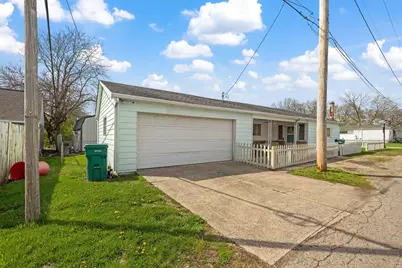 4345 Mathews Avenue, Obetz, OH 43207 - Photo 1