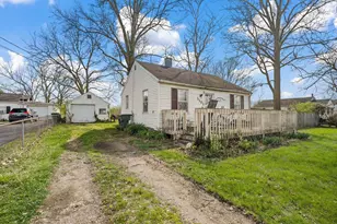 1101 Rumsey Rd, Columbus, OH 43207 - Photo 2