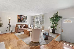 2868 Kingsrowe Ct, Columbus, OH 43209 - Photo 2