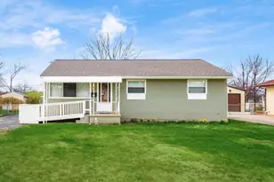 495 Lennox Ave, Columbus, OH 43228 - Photo 1