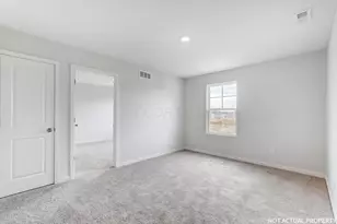 143 Brookside Dr, Jeffersonville, OH 43128 - Photo 10