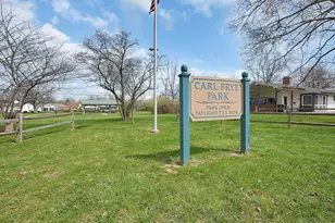 348 Darbyhurst Rd, Columbus, OH 43228 - Photo 32