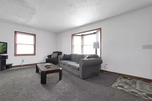 348 Darbyhurst Rd, Columbus, OH 43228 - Photo 12