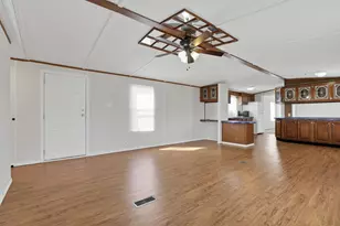 1100 Thornwood Dr SW, Heath, OH 43056 - Photo 8