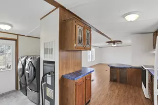 1100 Thornwood Dr SW, Heath, OH 43056 - Photo 12