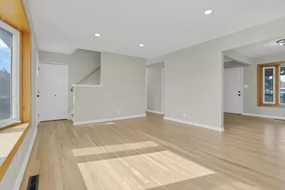 389 Deerfield Road, Columbus, OH 43228 - Photo 6