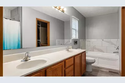 1521 W Quail Run Drive, Newark, OH 43055 - Photo 10