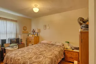 825 Friendship Dr, New Concord, OH 43762 - Photo 14