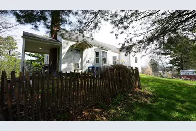 825 Friendship Drive, New Concord, OH 43762 - Photo 4