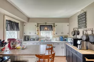 825 Friendship Dr, New Concord, OH 43762 - Photo 8