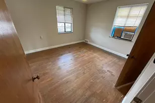 18 N Huron Ave, Columbus, OH 43204 - Photo 8