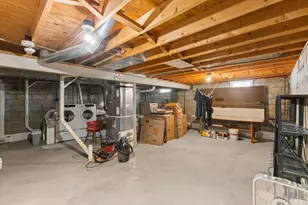 958 Windbourne St, Columbus, OH 43230 - Photo 38