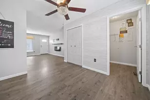 4566 Wendler Blvd, Columbus, OH 43230 - Photo 10