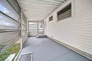 2414 Taymouth Rd, Columbus, OH 43229 - Photo 36