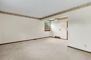 23624 Parker Ct, Circleville, OH 43113 - Photo 8