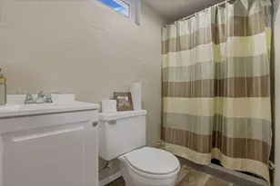 224 Brentwood Dr NE, Newark, OH 43055 - Photo 42