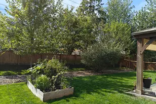 370 Timbersmith Dr, Delaware, OH 43015 - Photo 24