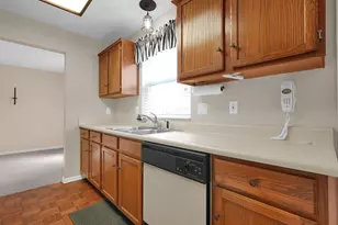 585 Tall Oaks Dr, Columbus, OH 43230 - Photo 12