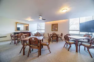 1000 Urlin Ave, Columbus, OH 43212 - Photo 4