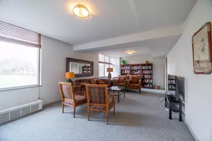 1000 Urlin Ave, Columbus, OH 43212 - Photo 6