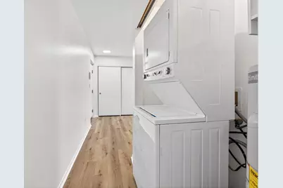 3767 Karl Road #322, Columbus, OH 43224 - Photo 8