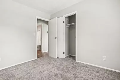 2746 Noe Bixby Road, Columbus, OH 43232 - Photo 12