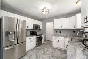 6002 Aquamarine Dr, Grove City, OH 43123 - Photo 4