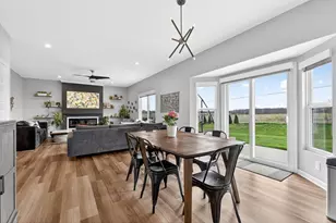 1735 Dickson Dr, Marysville, OH 43040 - Photo 14