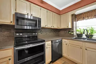 1177 Coventry Cir, Lancaster, OH 43130 - Photo 10