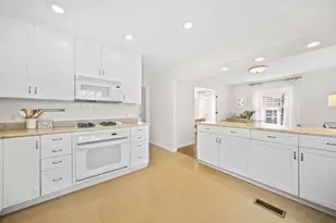 94 W Riverglen Dr, Columbus, OH 43085 - Photo 20