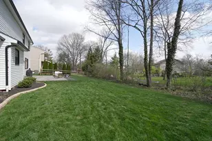 8372 Fairway Dr, Columbus, OH 43235 - Photo 74