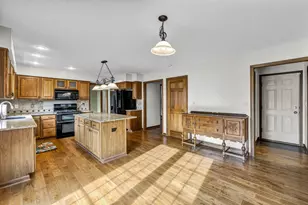 1401 Carmel Dr, Marysville, OH 43040 - Photo 18