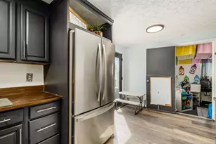 580 Evergreen Terrace, Columbus, OH 43228 - Photo 14