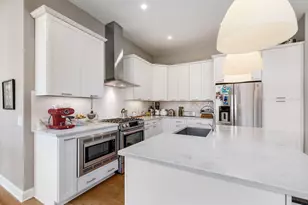 250 W Spring St, Columbus, OH 43215 - Photo 2