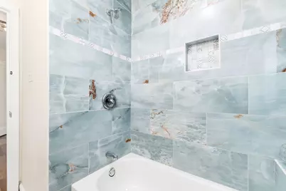 2040 E 5th Avenue, Columbus, OH 43219 - Photo 2