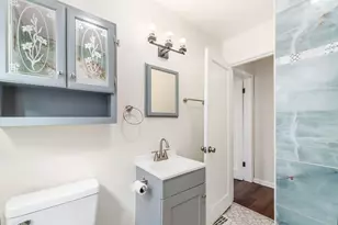 2040 E 5th Ave, Columbus, OH 43219 - Photo 10