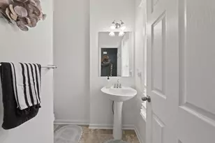 5316 Karst Cir, Ashville, OH 43103 - Photo 16