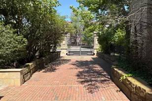875 E Broad St, Columbus, OH 43205 - Photo 154