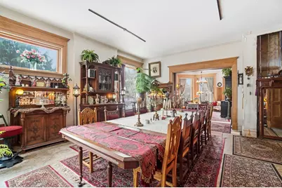 875 E Broad Street, Columbus, OH 43205 - Photo 24