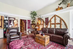 875 E Broad St, Columbus, OH 43205 - Photo 96