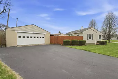 437 Madison Drive N, West Jefferson, OH 43162 - Photo 26