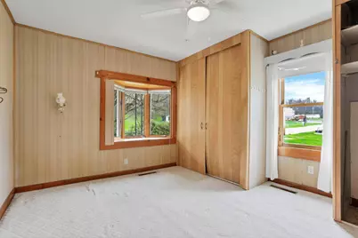 140 S Valley Street, Corning, OH 43730 - Photo 38