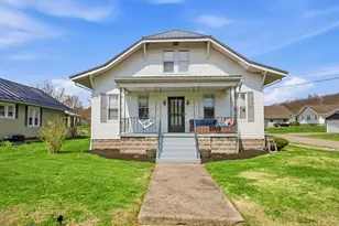 293 Elm St, Duncan Falls, OH 43734 - Photo 4