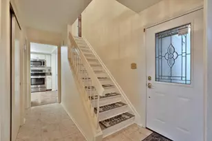 2095 Willowick Dr, Columbus, OH 43229 - Photo 4