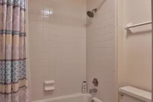 2095 Willowick Dr, Columbus, OH 43229 - Photo 32