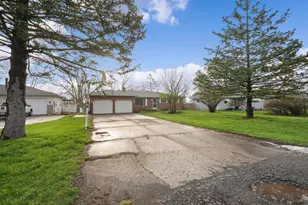 310 N Grener Ave, Columbus, OH 43228 - Photo 2