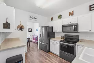 200 Pebble Creek Dr, Pataskala, OH 43062 - Photo 14