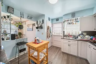 1047 E Jenkins Ave, Columbus, OH 43207 - Photo 2