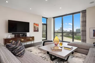 250 W Spring Street #1214, Columbus, OH 43215 - Photo 2